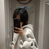 ChrisyBarker: изображение аватарки