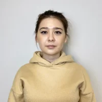 ElliisGoni's Profile Pic