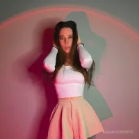 תמונת פרופיל של KiraRobertts