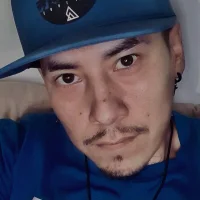 R3nc321's Profile Pic