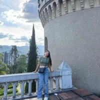 Amara_Pink's Profile Pic