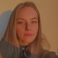 licky_nicki's Profile Pic