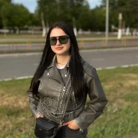 Cherrychka's Profile Pic