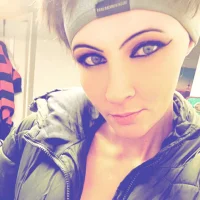 รูปโปรไฟล์ของ MooreMikah