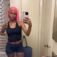 Milf_Rae's Profile Pic