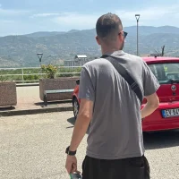 Hornyyoungboy27's Profile Pic