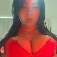 rosebigboobs' Avatar Pic