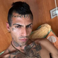 nikolas22x69's Avatar Pic