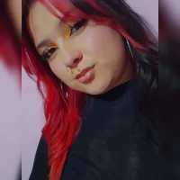Gambar Profil curvy_latina