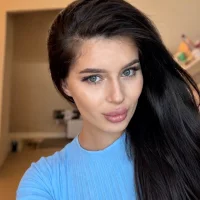 SweetNSteamy model avatar