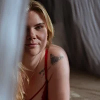 SexyBlondJoanna Adlı Modelin Avatarı