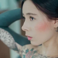 VeronicaTonu's Avatar Pic