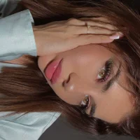 Amelia_Deluxe Φωτ, Προφίλ