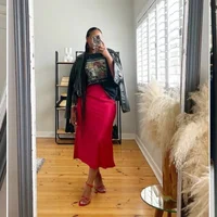 RubeeBlack  的个人资料图片