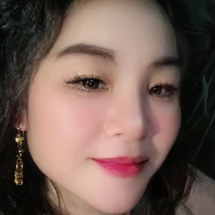 Lili1998 profile photo