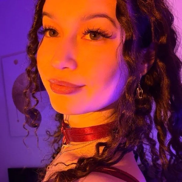 KaraParsons profile photo