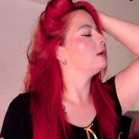 RossMildrey Adlı Modelin Avatarı