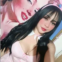 laura_catalina-'s Profile Pic