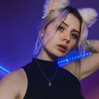 luciaqwertyy's Profile Pic
