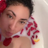 virtualmodel's Profile Pic