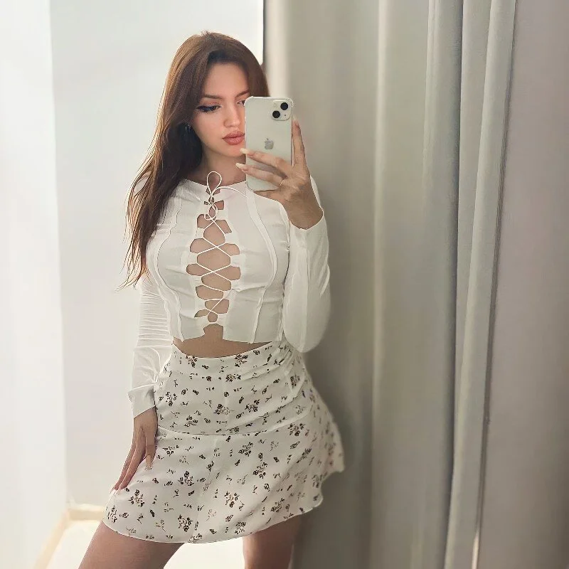 bettyellis live cam profile