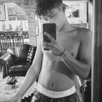 Angls2019のアバター写真