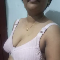 Dimple-Queen_55 webcam