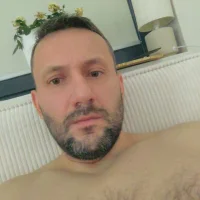 defaktor 头像图片