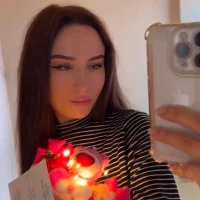 Zimoria's Profile Pic