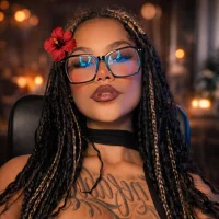 Stefany_44's Avatar Pic