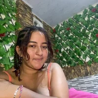 Laurisofia's Profile Pic