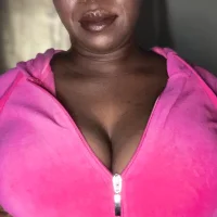 Peachycreamdreams' Avatar Photo