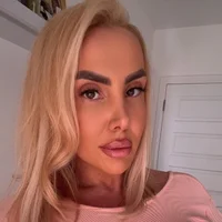 KimQueen20X's Profile Pic
