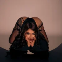 Yourwishisme_val's Avatar Pic