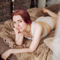 ElineRose's Avatar Pic