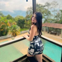 Queenlux6's Profile Pic