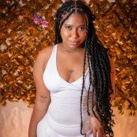 Emma_Larson 的個人資料圖片