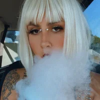 Xxxeenaaa's Profile Pic