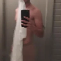 Little_boy_26's Profile Pic