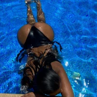 yassminenaya এর প্রোফাইল ছবি