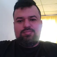 largo13's Profile Pic
