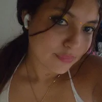 liindysaray1995's Profile Pic