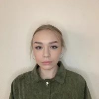 JuliaButIer's Profile Pic