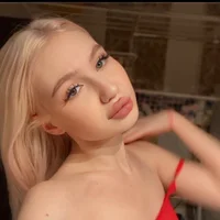 KissAurora_ Φωτ, Προφίλ