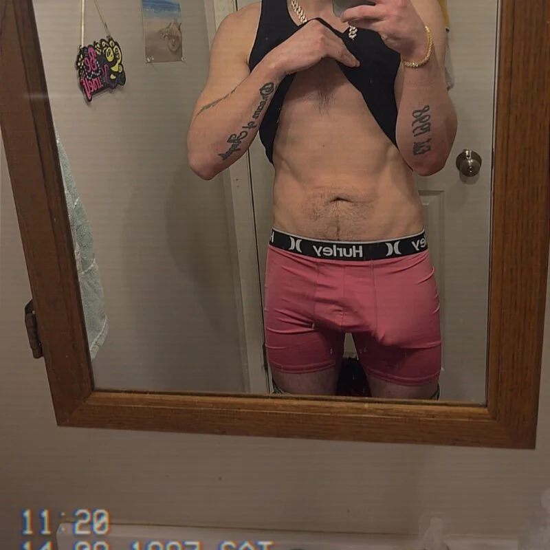 papiC223 profile photo