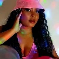 Offline chatovací místnost anniie_adams