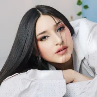 ZaraThompson__'s Profile Pic