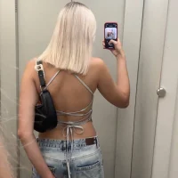 รูปอวาตาร์ของ lovely_dovelyyy