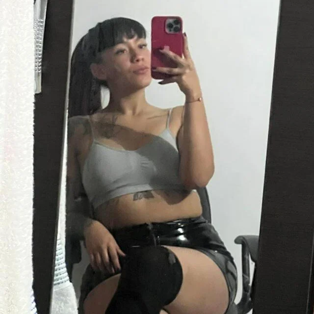Dark_cherry2 profile photo