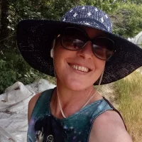 amberznrg33's Avatar Pic